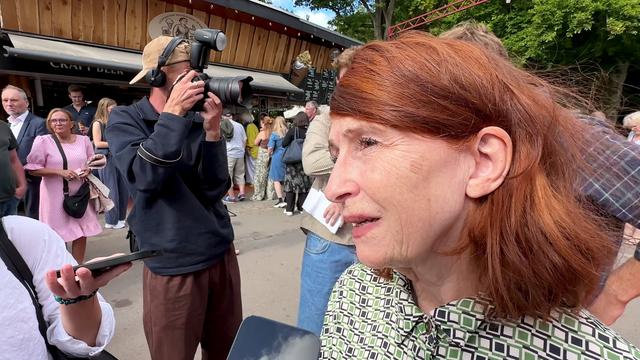 Bodil Jørgensen får et kuld hvalpe